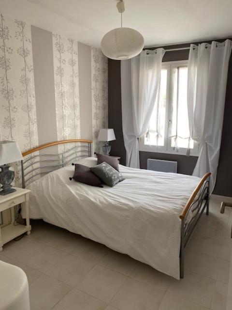 Maison Lumineuse A Ars En Re อาร์-ซอง-เร ภายนอก รูปภาพ