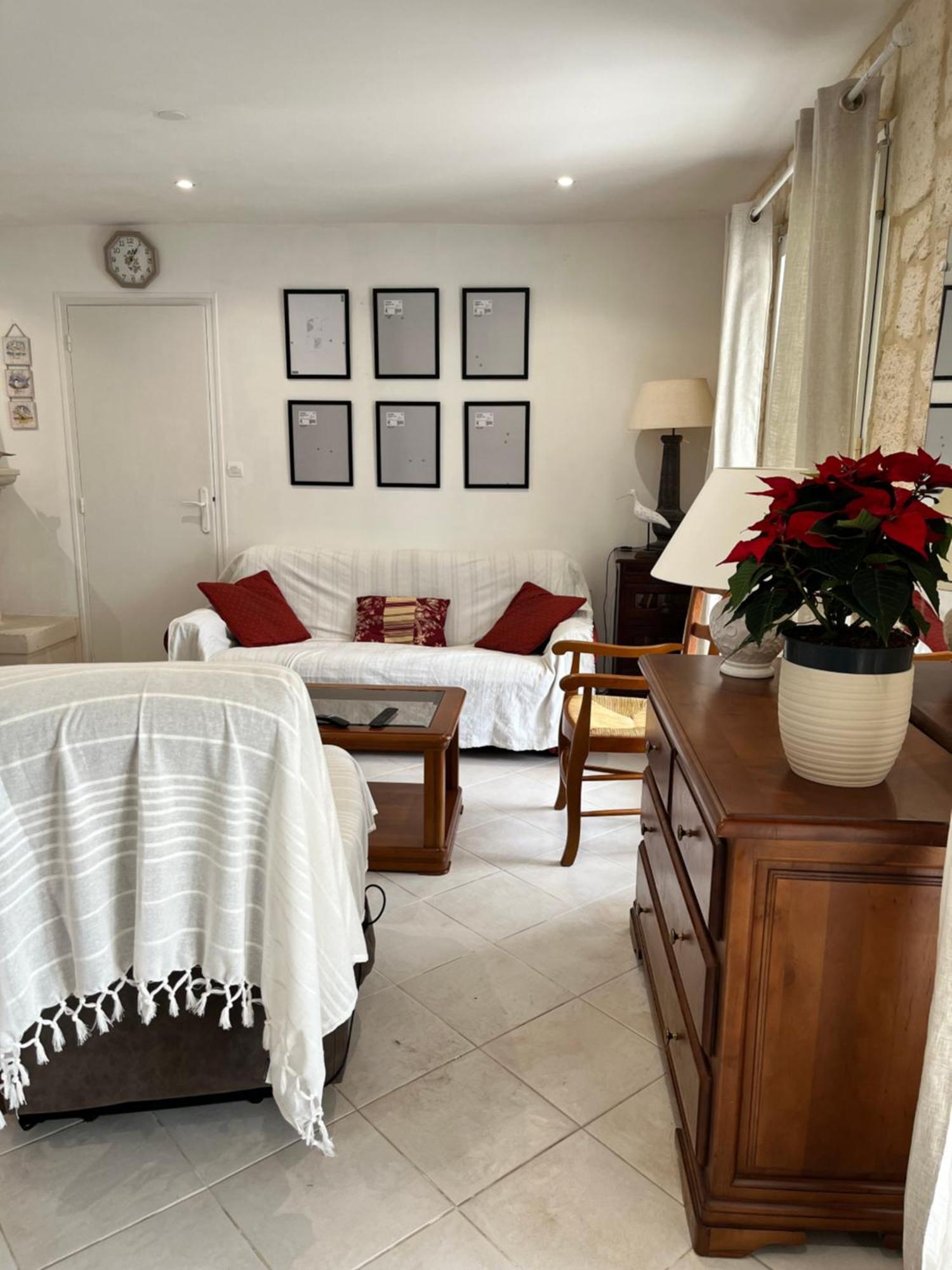 Maison Lumineuse A Ars En Re อาร์-ซอง-เร ภายนอก รูปภาพ